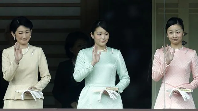 La princesa Mako, de verde, en un acto en el Palacio Imperial