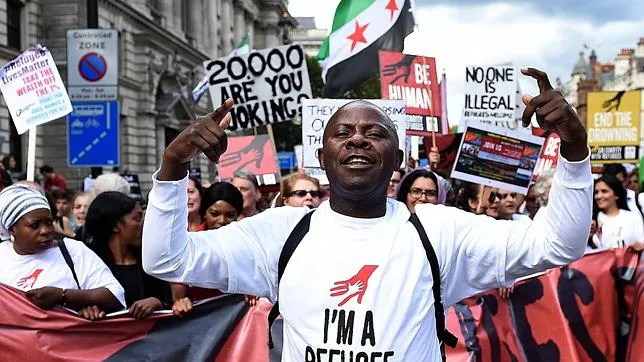 Manifestación en Londres de ciudadanos que muestran su apoyo a los refugiados