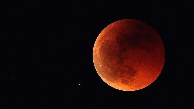 Dónde ver el Supereclipse lunar de esta madrugada