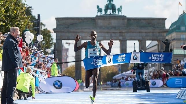 La plantillas impiden el récord de Kipchoge