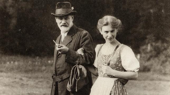 Salvemos a Sigmund Freud: última biografía de Elisabeth Roudinesco