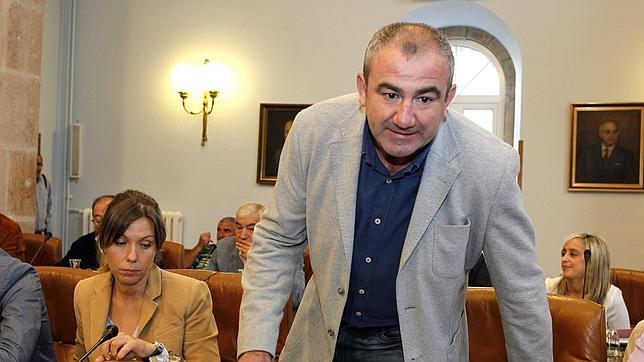 «Confío en la gente que tengo a mi alrededor, pero no descarto nada», dice Darío Campos sobre la moción de censura