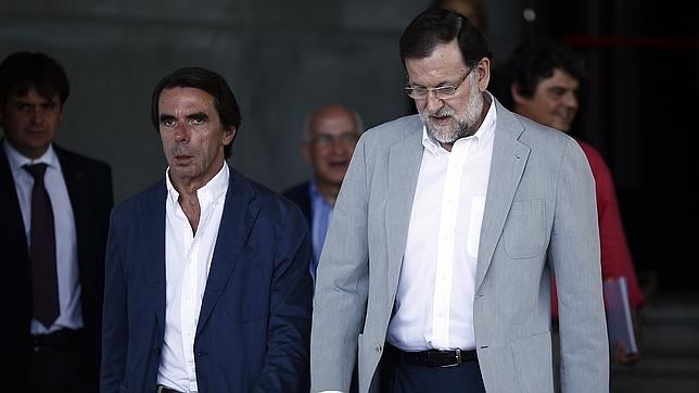 Historia de los numerosos reproches de Aznar a Rajoy