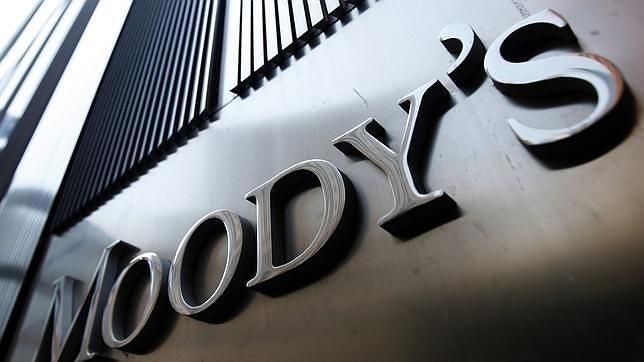 Moody's ve el resultado negativo para Cataluña y España porque no resuelve tensiones