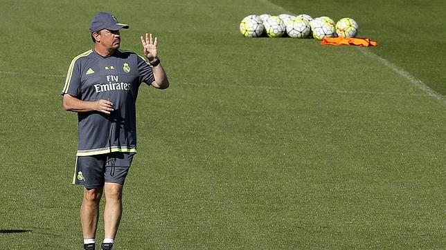 Benítez no fuerza a Ramos ni James