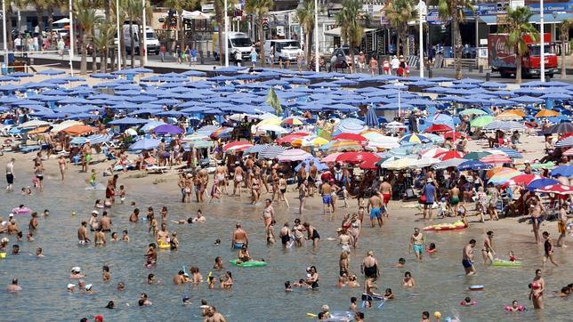 ¿Qué hace un turista ruso en la Costa Blanca?