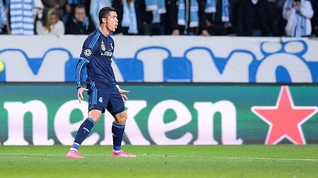 Cristiano iguala a Raúl