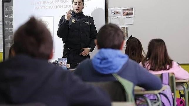 La Comunidad de Madrid pone en marcha un observatorio contra el acoso escolar