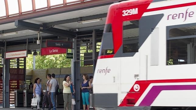 Fomento no tendrá tiempo para elegir al competidor privado de Renfe en esta legislatura