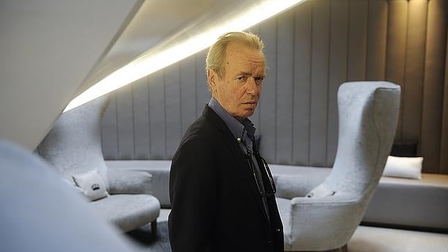 Martin Amis: «Los grandes tiranos han temido la risa mucho más que el dolor»