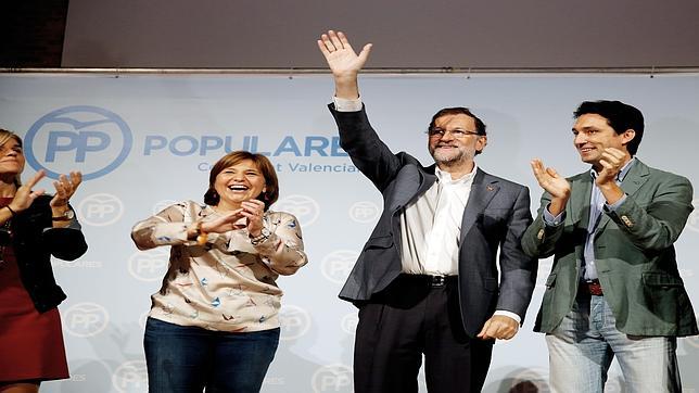 Rajoy lanza la campaña del 20-D: «Está en juego seguir creciendo o volver a la crisis»