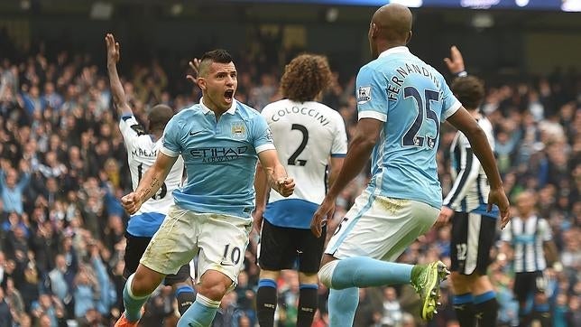 Cinco goles de Agüero en veinte minutos