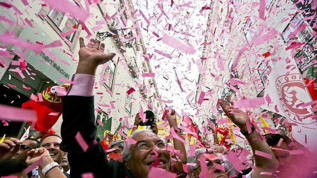 Portugal vota en plena «fiebre» del bipartidismo