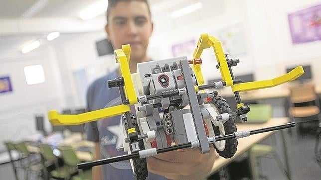 Los robots invaden las aulas de Madrid