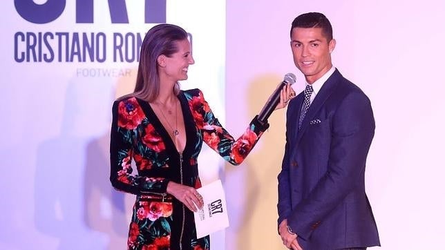 Cristiano Ronaldo debuta como modelo de pasarela con su firma de calzado