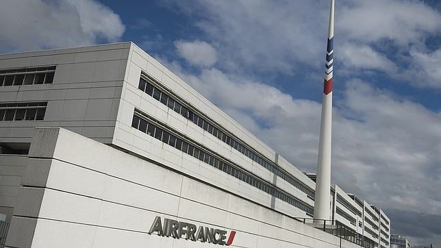 Air France podría suprimir casi 5.000 empleos en una segunda fase de ajuste