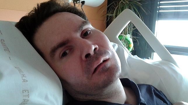 Vincent Lambert es el enfermero francés que sufrió un accidente de moto que lo ha dejado postrado en una cama de Reims desde entonces