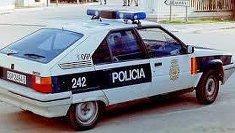 Un veterano Citroen BX de la Policía Nacional