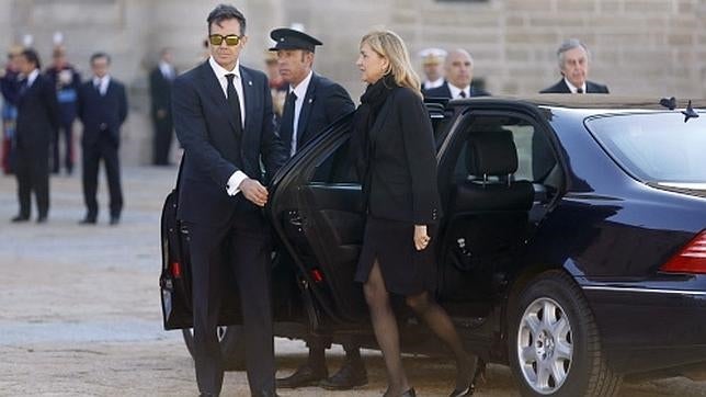 La Infanta Doña Cristina acude a la misa por el Infante Don Carlos en El Escorial