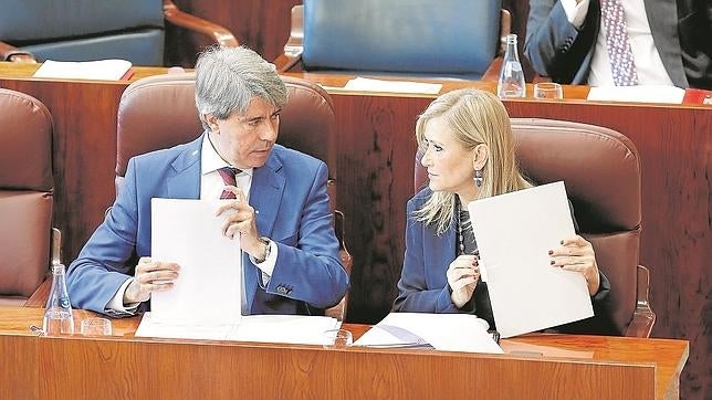 Cifuentes congela el precio del agua hasta 2019