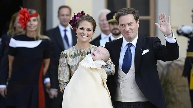 Magdalena de Suecia con su marido Christopher O'Neill y el pequeño Nicolás