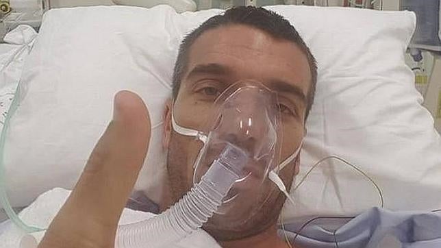 El piloto, Alex de Angelis, en el hospital