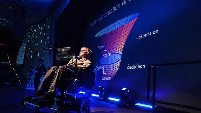 El misterio más intrigante del universo para Stephen Hawking son las mujeres