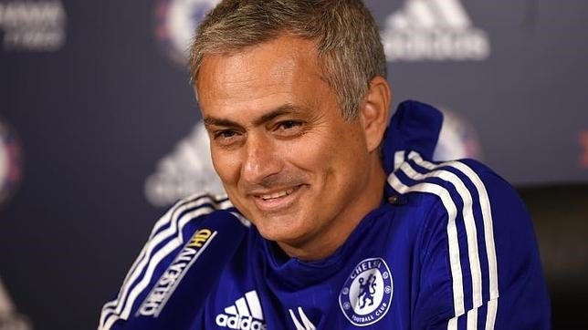 Mourinho: «Son los hinchas lo que me hace querer este país, no la Federación»