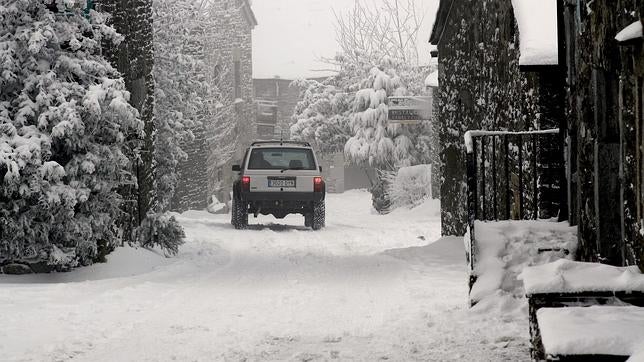 Pedrafita do Cebreiro, tras una noche de nevada