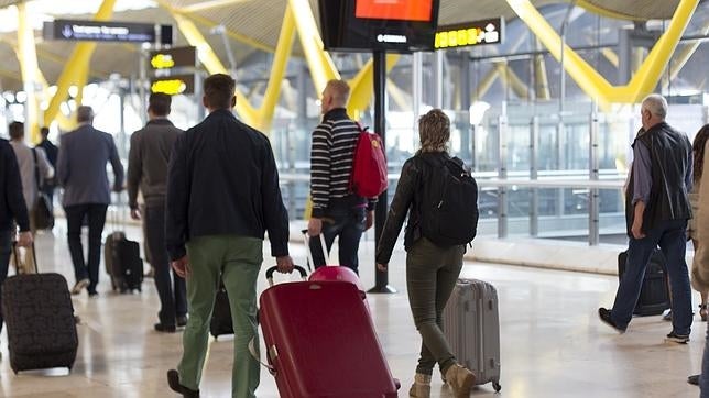 Eurona pone en marcha el WiFi gratuito e ilimitado en 12 de los aeropuertos de AENA