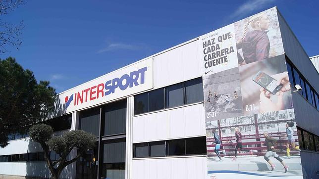 Intersport facturará 275 millones en 2015, un 10% más