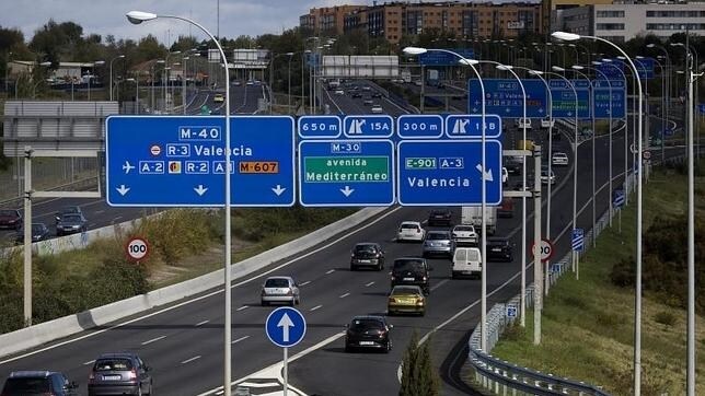 Madrid prevé construir 16.000 plazas de aparcamiento disuasorio cerca de la M-40