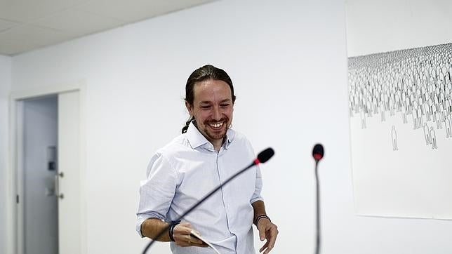 Podemos propone una renta complementaria de 600 euros para quien cobre menos de 900