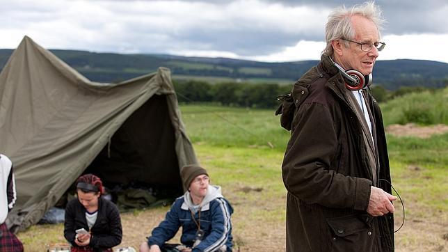 Ken Loach, durante el rodaje de «La parte de los ángeles»