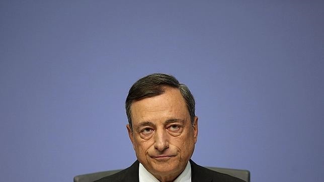 Draghi, entre retocar el objetivo de inflación o aprobar más estímulos