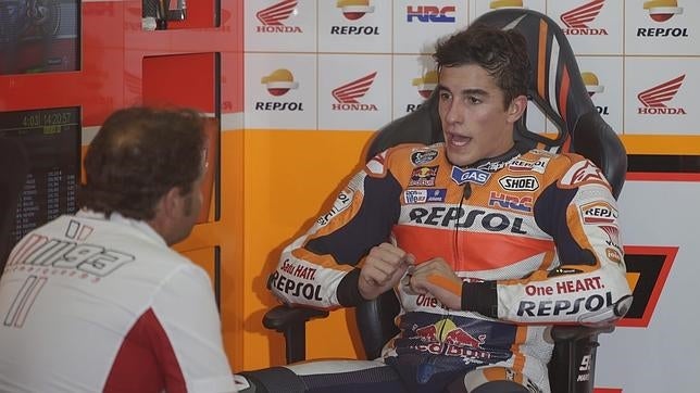 Márquez: «Prefiero no decir lo que Rossi me ha dicho»