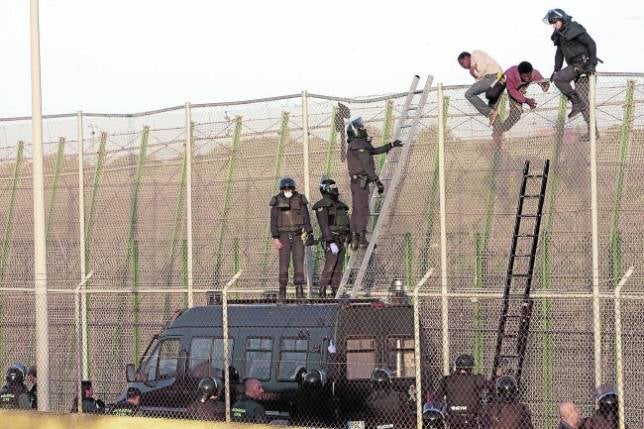 Inmigración ilegalEs pertinente blindar el rechazo en frontera