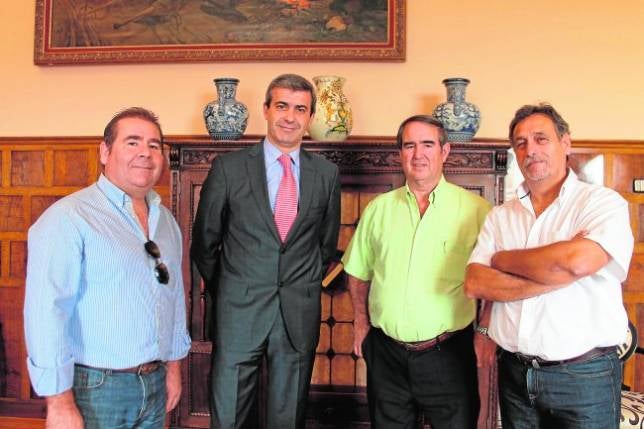 Álvaro Gutiérrez conoce los proyectos de Montesclaros