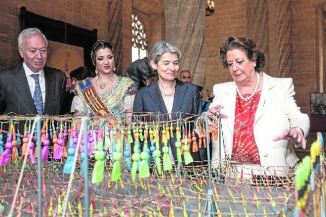 La directora general de la Unesco confía en que las Fallas se incluyan como Patrimonio Inmaterial