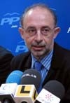 Montoro advierte a la Junta que incurrirá en una ilegalidad si no respeta el déficit cero