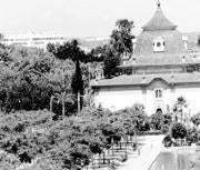 El Ayuntamiento advierte al Gobierno que en 2003 ocupará varios pabellones de la Exposición del 29