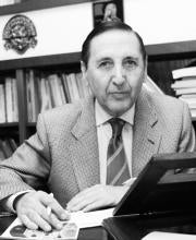 CC.OO. califica la medida de «aguinaldo» e IU-CA la cree «ridícula y electoralista»