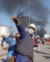 Se recrudecen las protestas en los astilleros