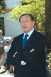 Diego Angulo García (Gerente de la Cooperativa aceitera Santa Teresa): «Creo que Osuna ya garantiza su oro en Atenas con nuestro aceite y el fondista Reina»