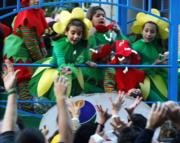 Sevilla se echó a la calle para disfrutar con sus pequeños de un día memorable