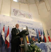 España ofrece su ayuda para resolver las crisis internas en los países iberoamericanos