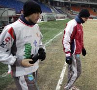 Contra el Lokomotiv, el frío y el «patatal»