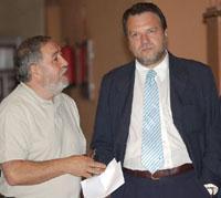 PSOE e IU aprueban el cambio de nombre de la Plaza de la Alianza por Indalecio Prieto