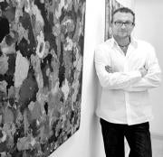 «Animo al espectador a acercarse al arte abstracto sin prejuicios»