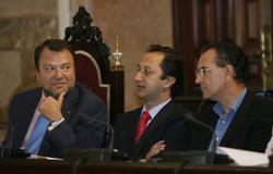 Emilio Carrillo dimite como delegado de Urbanismo en Sevilla y pone el acta de concejal a disposición del PSOE